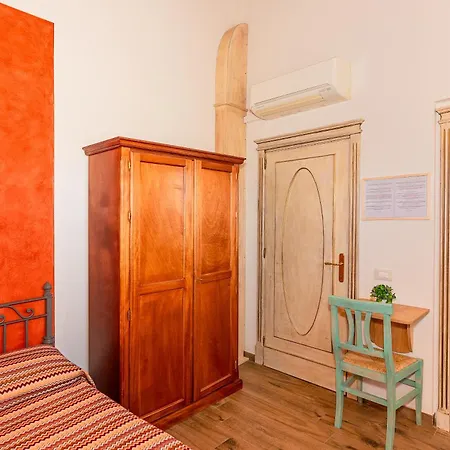 Il Giardino Dei Poeti Lucca