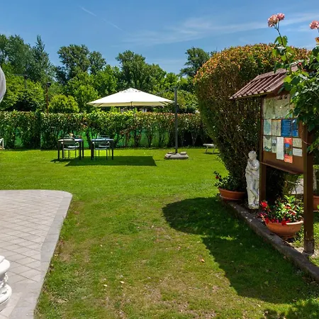 Bed & Breakfast Il Giardino Dei Poeti Lucca