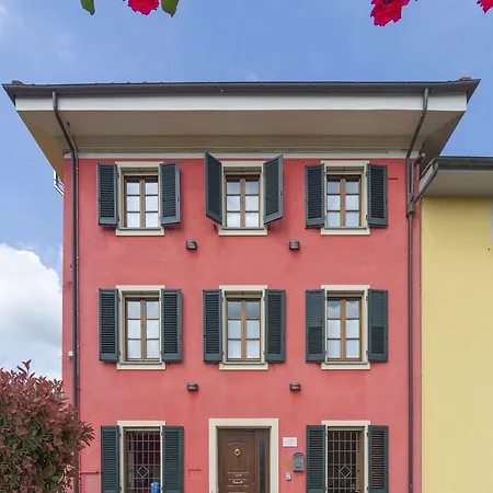 Il Giardino Dei Poeti Bed & Breakfast 3*