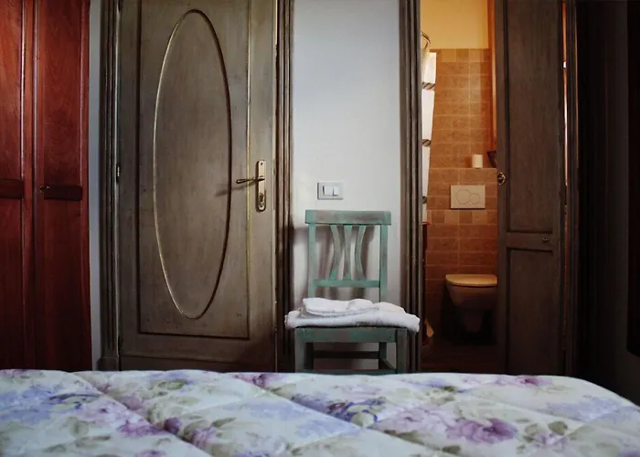 Bed & Breakfast Il Giardino Dei Poeti And 3*