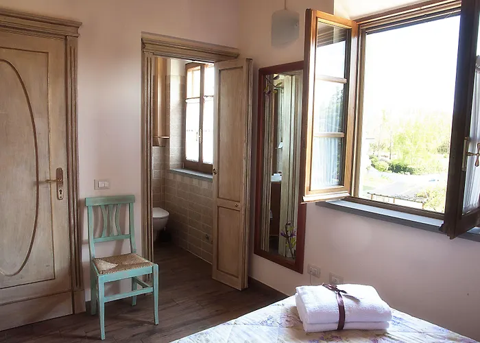 Il Giardino Dei Poeti And Bed & Breakfast
