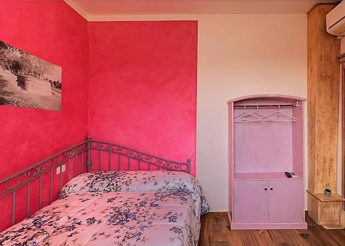 Bed & Breakfast Il Giardino Dei Poeti And Lucca
